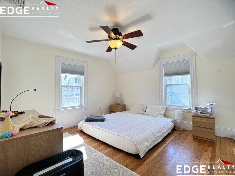 Building Photo - 29 Hopedale St