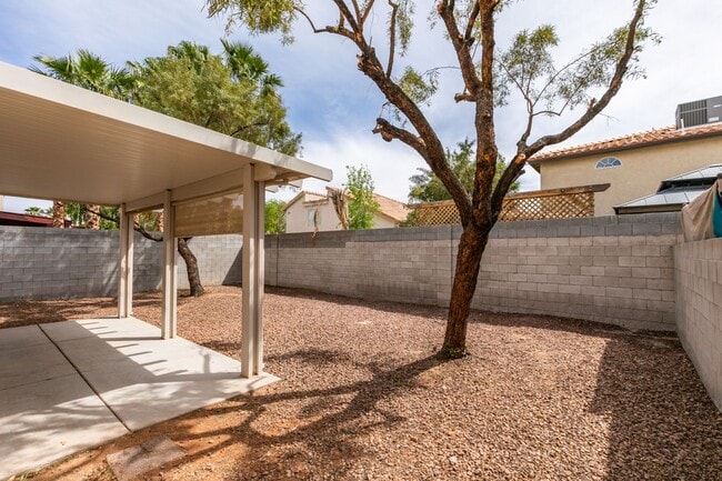 Building Photo - Silverado Ranch 3 bedroom home completely remodeled interior ready for immediate move in!