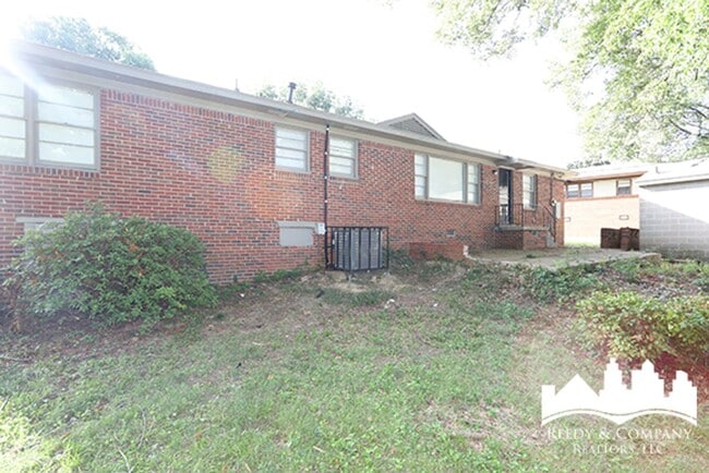 Building Photo - 4057 Faronia Dr