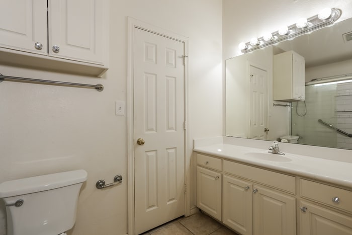 Building Photo - 4050 Cottage Park Ct