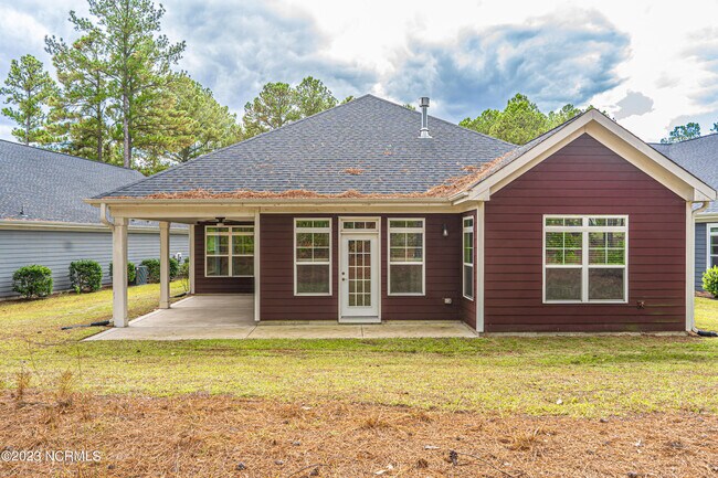 Building Photo - 153 Keowee Cir