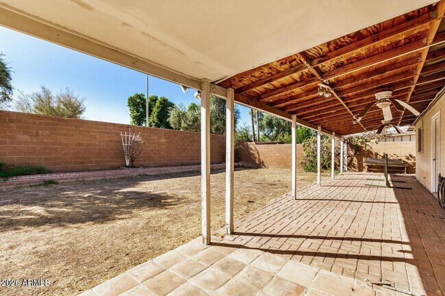 Building Photo - 1941 E Pegasus Dr