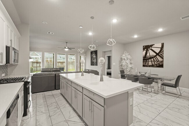 Building Photo - 1710 Forest Mist Dr