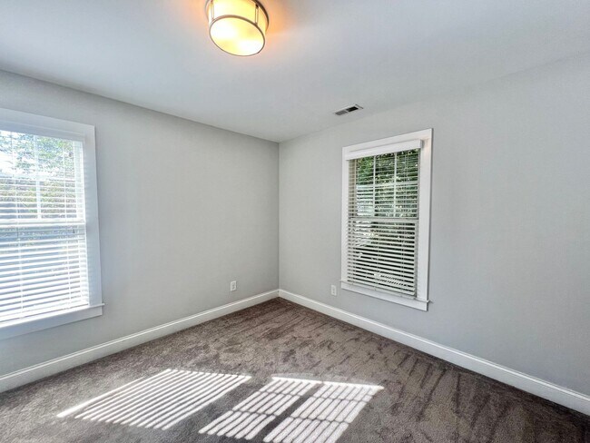 Building Photo - Exceptional 3BD, 2.5BA Downtown Raleigh House with Large Fenced Backyard