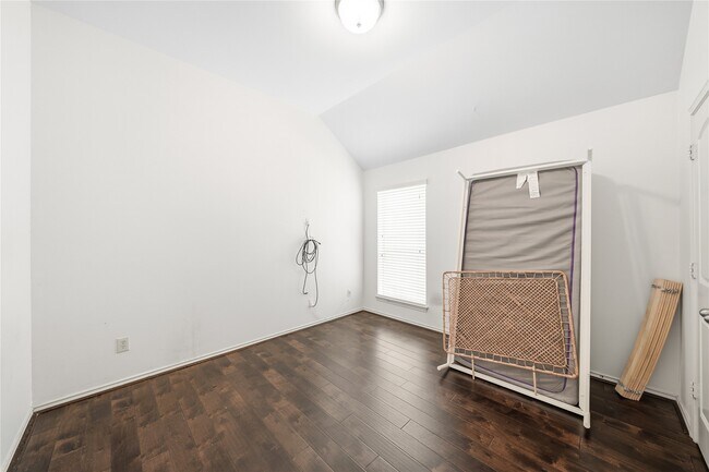 Building Photo - 3802 Windmill Links Dr