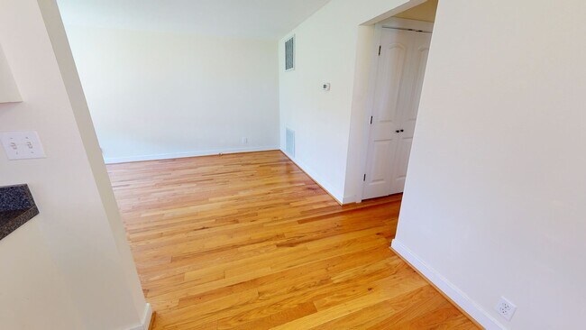 Building Photo - 5677 Myrtle St
