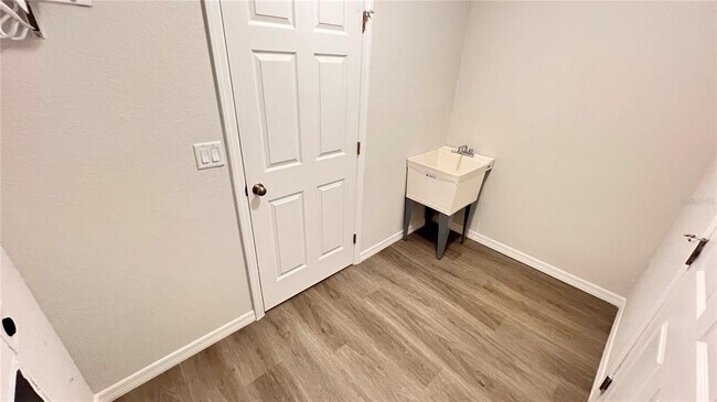 Building Photo - 8145 Cozumel Ln