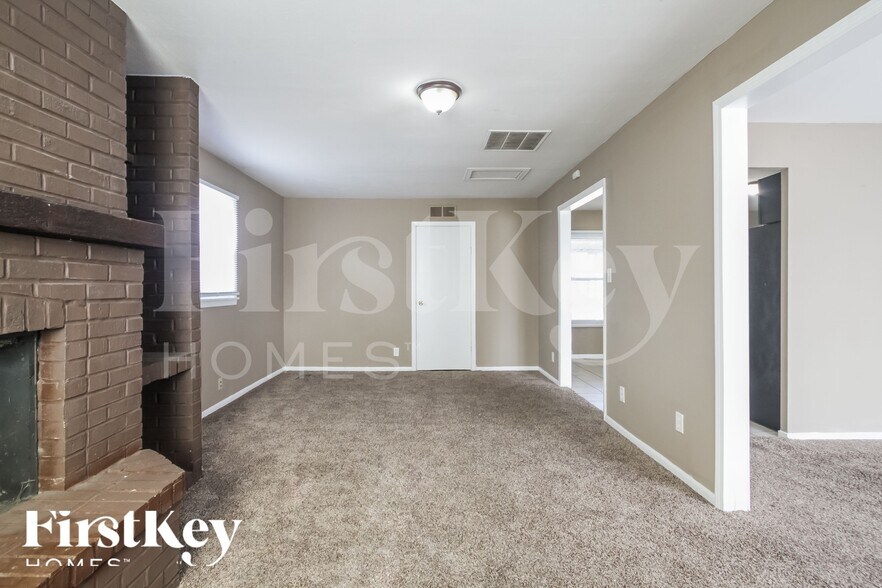 Building Photo - 6720 42nd St