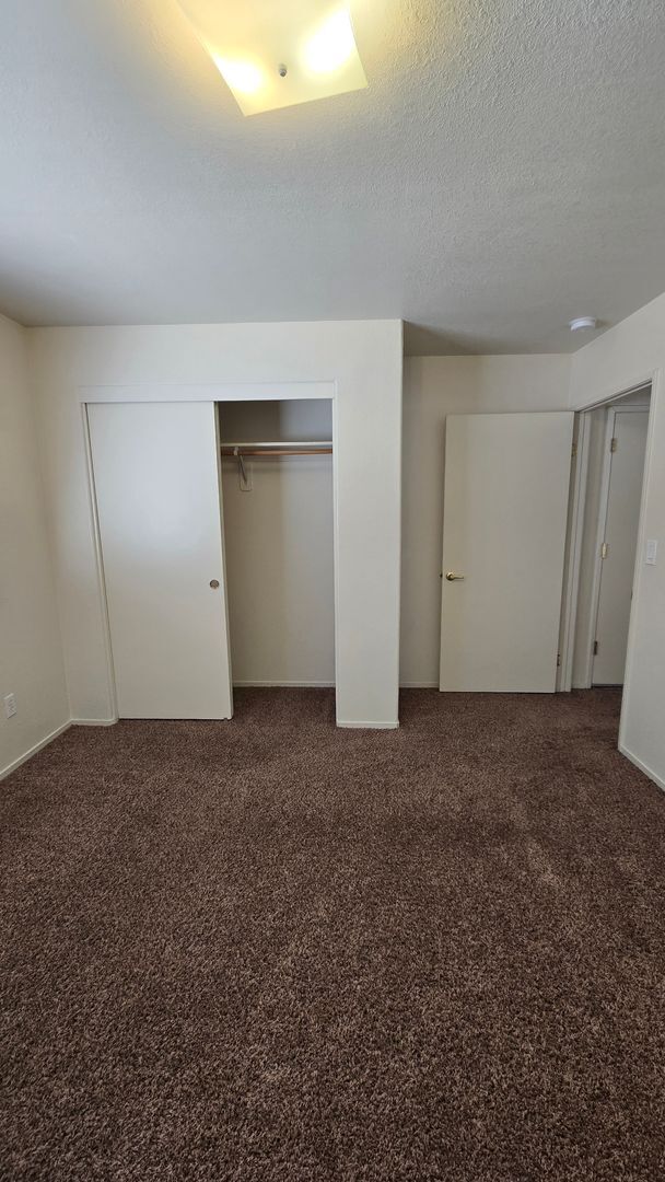 Building Photo - 8105 Pebble Cove Ct