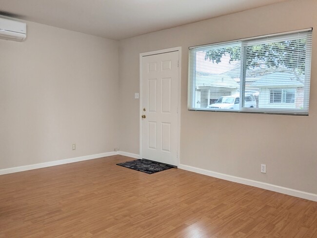 Building Photo - 7327 Starward Dr