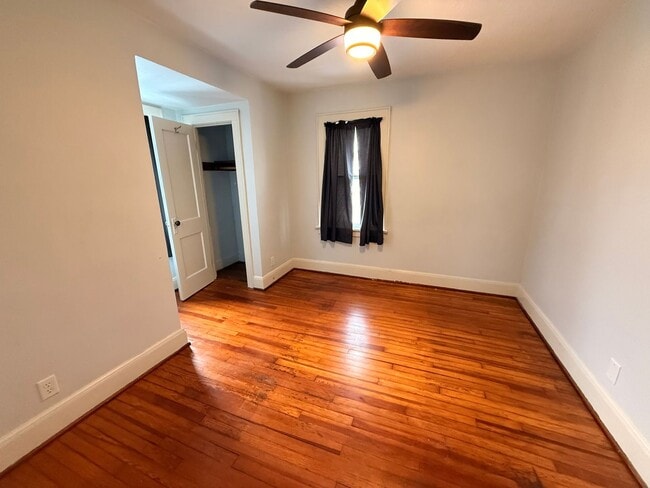 Building Photo - 3 Bedroom 2 1/2 Bathroom with one car detached garage