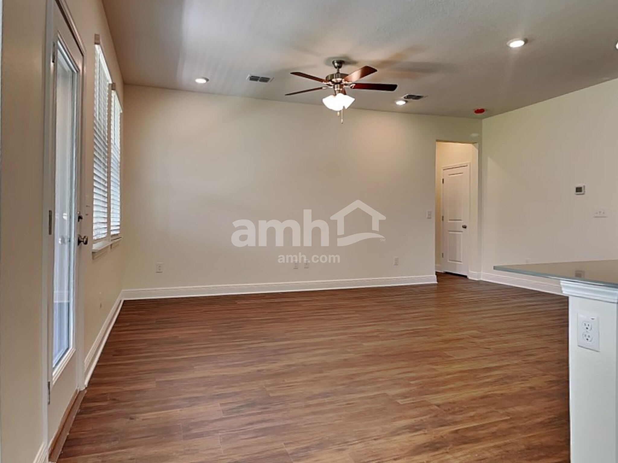 Building Photo - 27709 St Andrews Ave