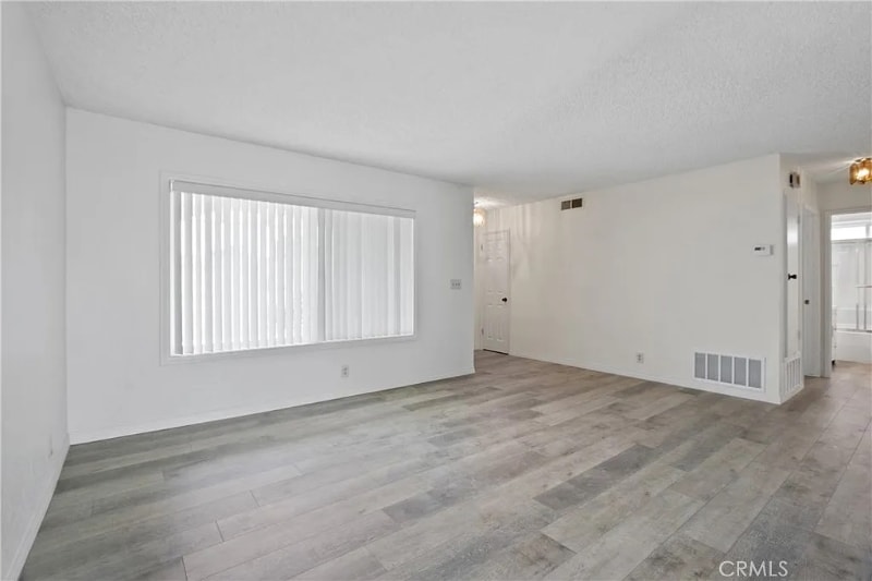 Building Photo - 632 E La Veta Ave