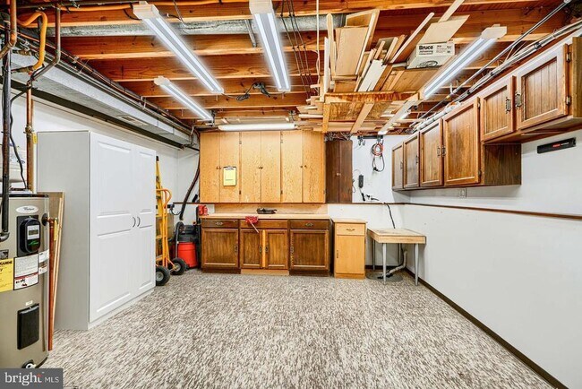 Building Photo - 8908 Goldentree Ln