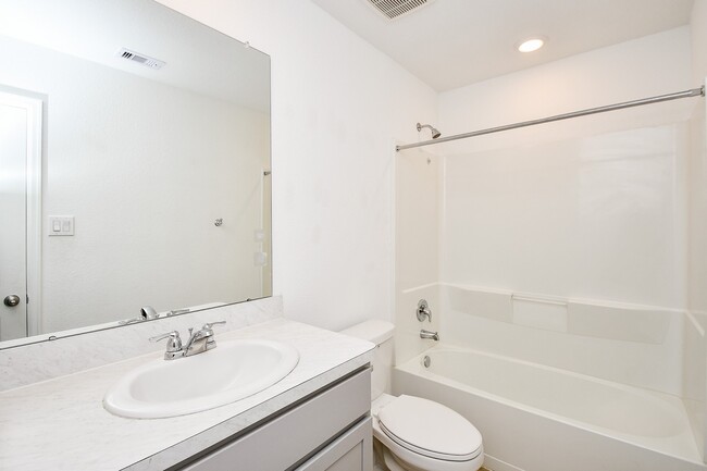 Building Photo - 24234 High Country Dr