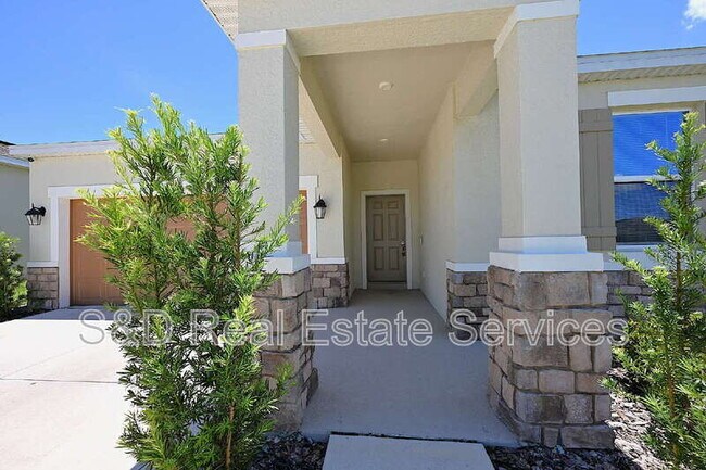 Building Photo - 685 Crown Rose Dr