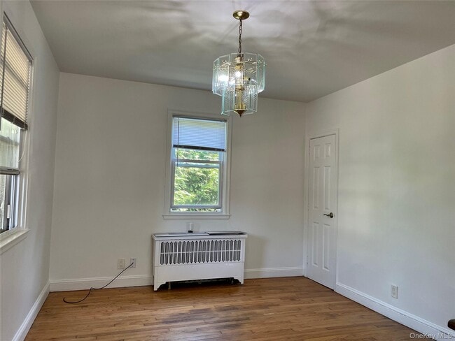 Building Photo - 10 Bowne St