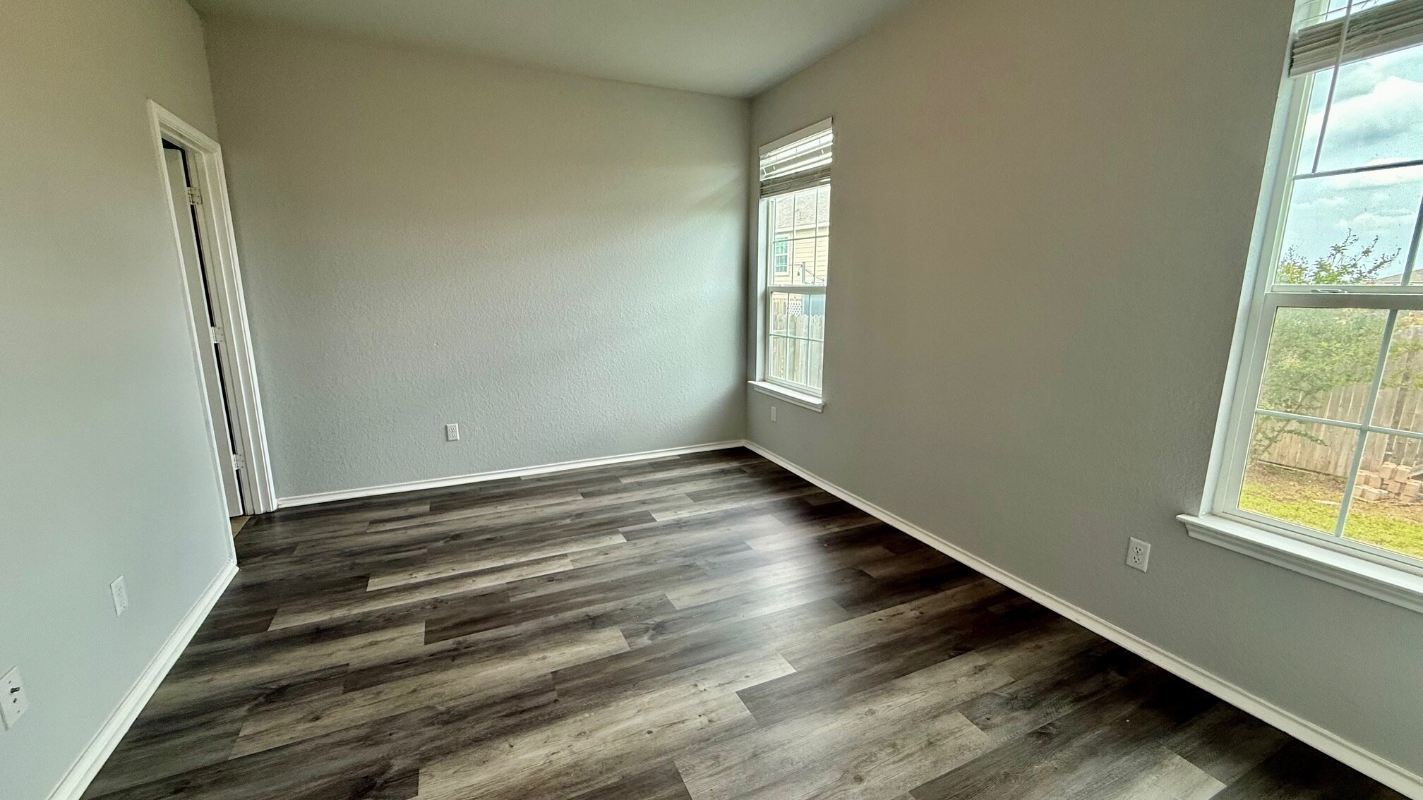 Building Photo - 260 Sage Derby Dr