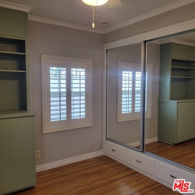 Building Photo - 2781 N Bellflower Blvd