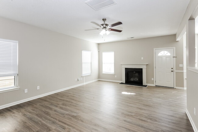 Building Photo - 1580 Potomac Ct