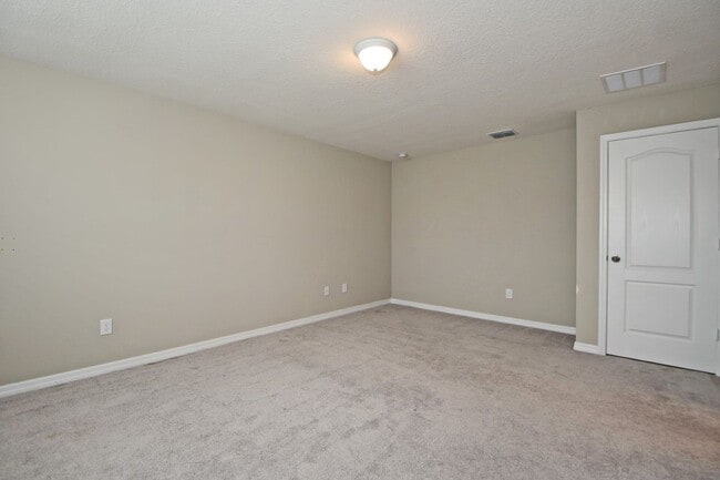 Building Photo - 12163 Water Poppy Ct