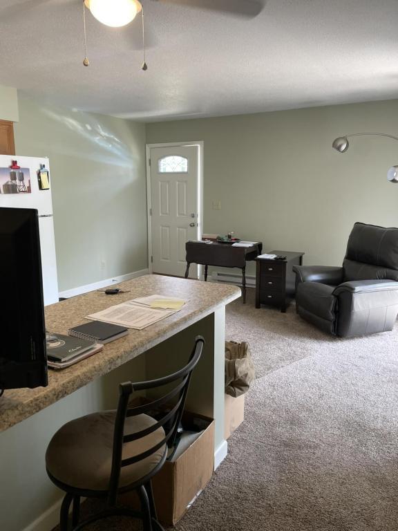 Building Photo - 1655 Pheasant Run