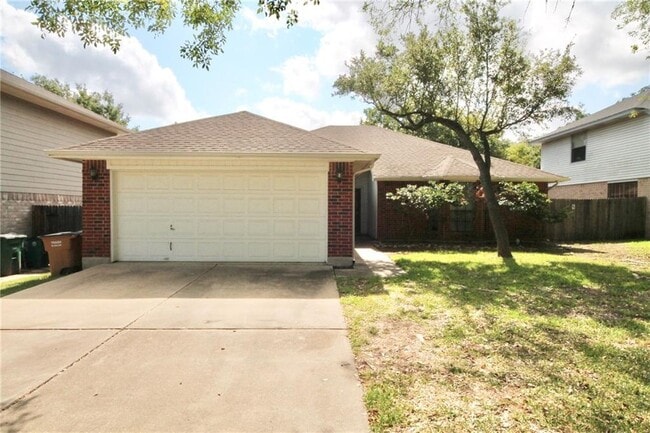 Building Photo - 8009 Cahill Dr