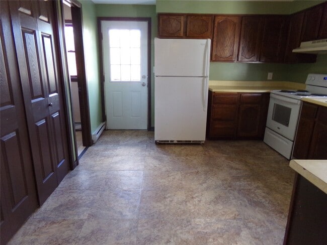 Building Photo - 900 Wallace St