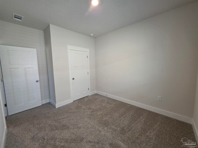 Building Photo - 5839 Sargassum Ln