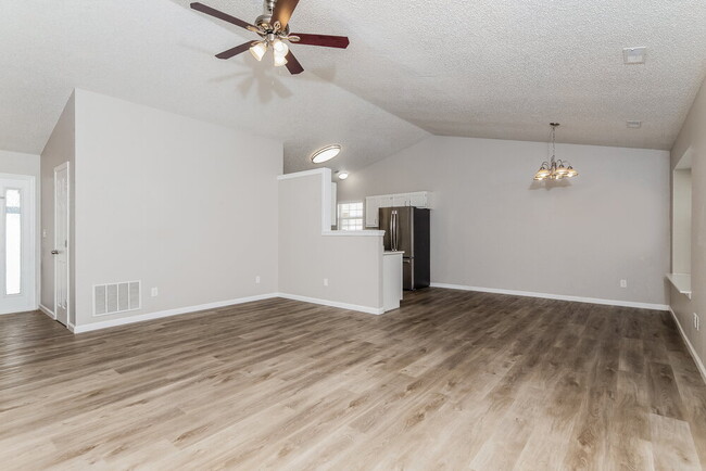 Building Photo - 8043 Southern Trails Pl