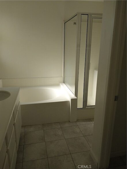 Building Photo - 935 Redtail Dr