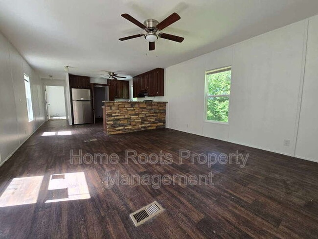 Building Photo - 16856 Mahurin Loop