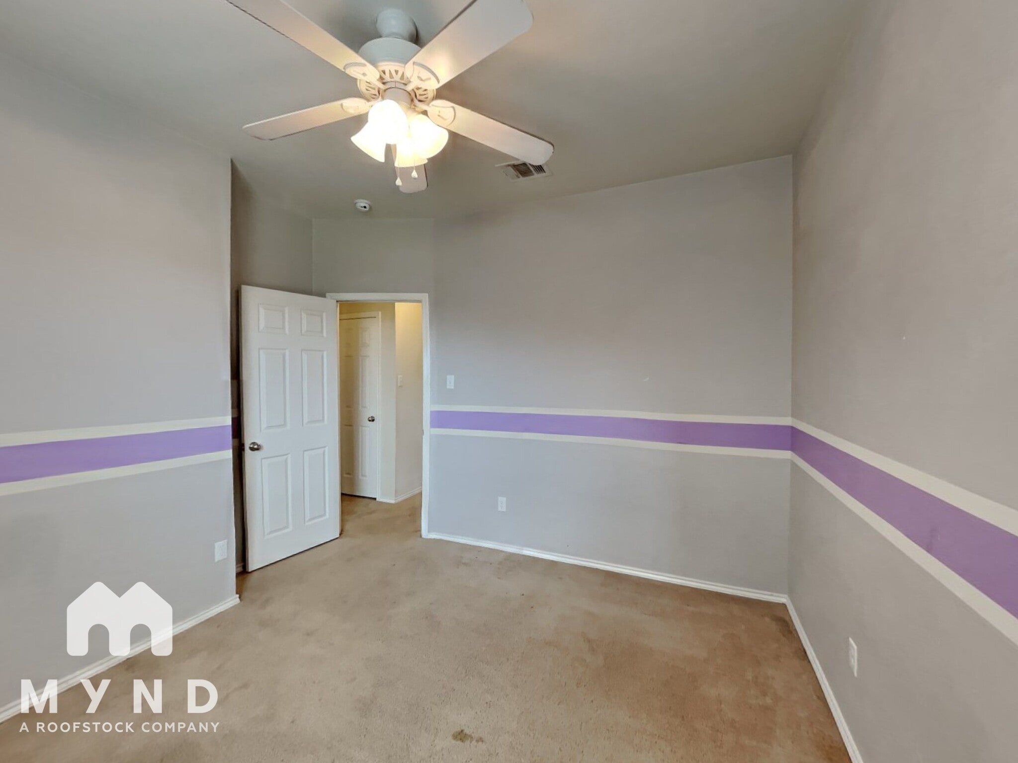 Building Photo - 300 Golden Butterfly Dr