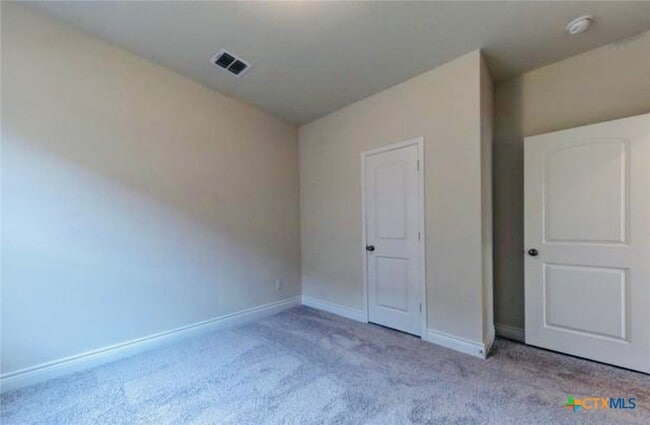 Building Photo - 2281 Kiskadee Dr