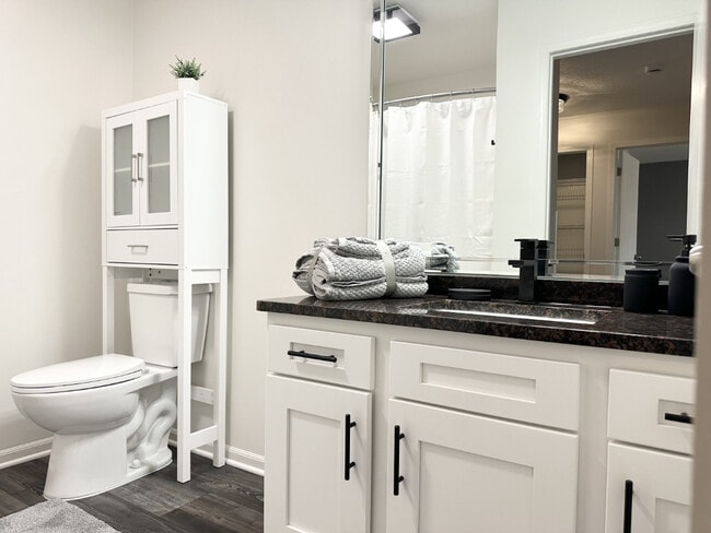 Building Photo - 1514 Northfield Meadows Blvd