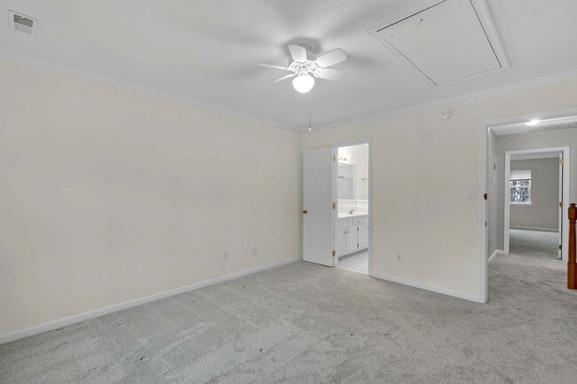 Building Photo - 308 Charleston Way