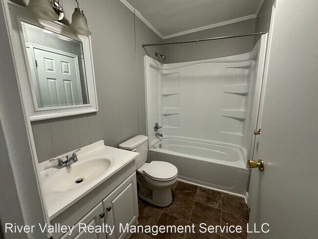 Building Photo - 4 br, 2 bath House - 1224 E Aspen Lane