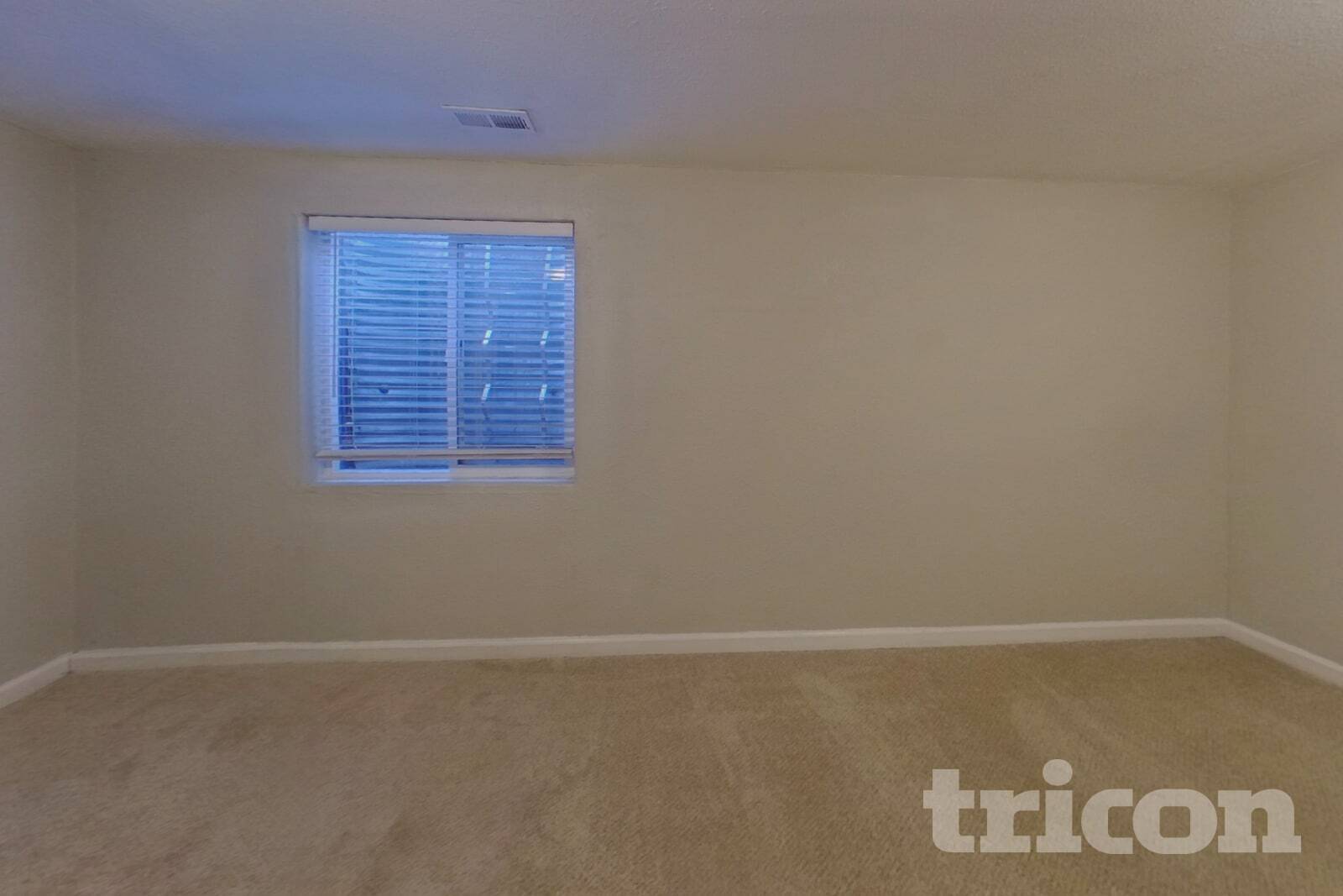 Building Photo - 6455 Montarbor Dr