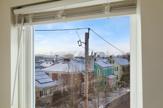 Building Photo - 41 Wolcott St