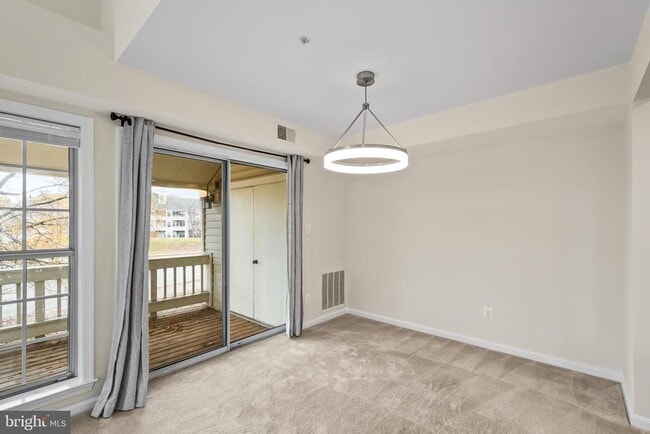 Building Photo - 7006 Ellingham Cir