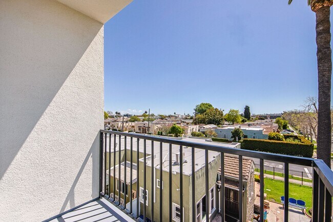 Building Photo - 2850 Virignia