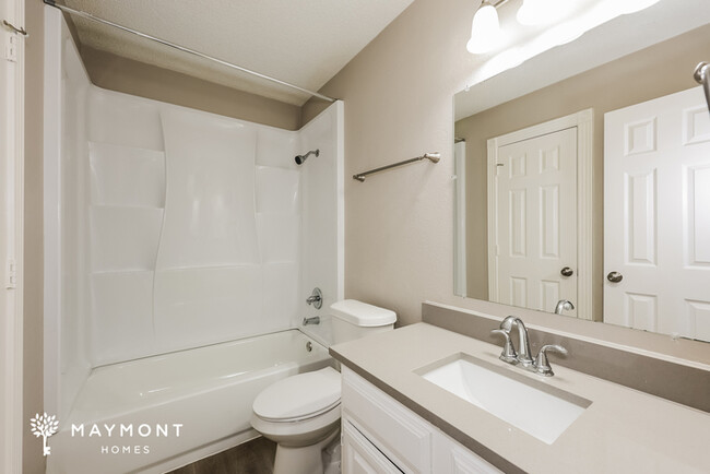 Building Photo - 3 Bedroom in Cedar Hill, TX