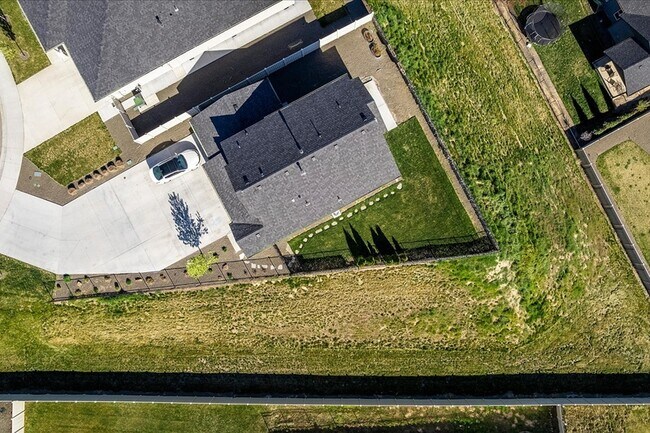 Building Photo - 10757 W Thimbleberry Ct