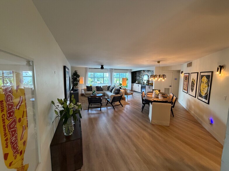 Building Photo - 818 SE 4th St