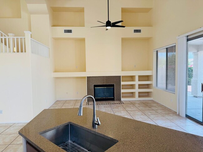 Building Photo - 7798 E Buteo Dr