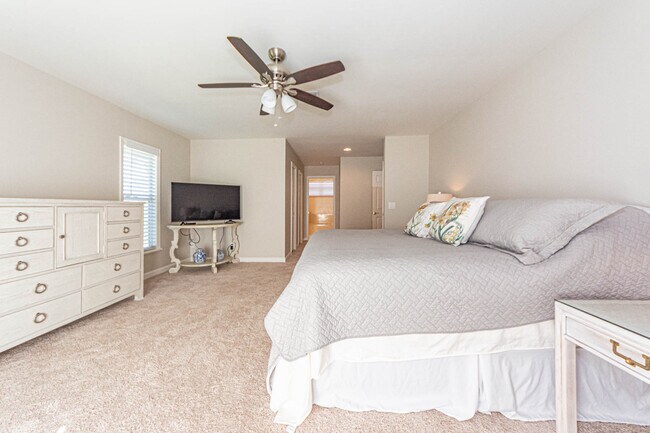 Building Photo - 2225 Silver Sands Ct