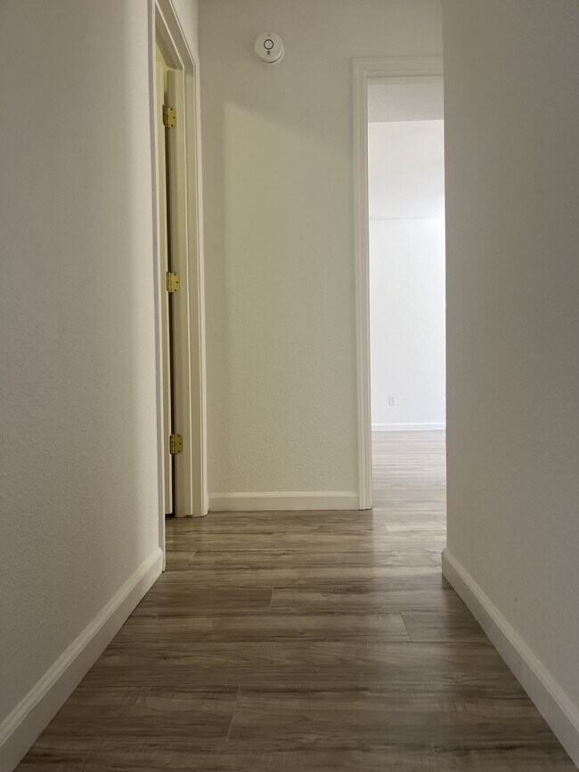 Building Photo - 1762 Bellis Ct