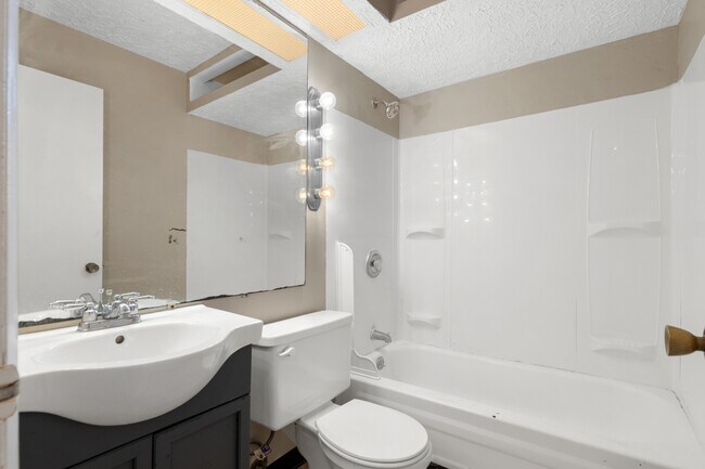 Building Photo - 1114 Ransome Ct