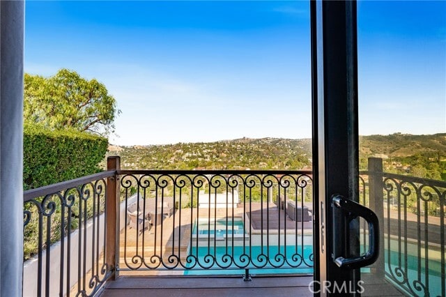 Building Photo - 4372 Park Vicente