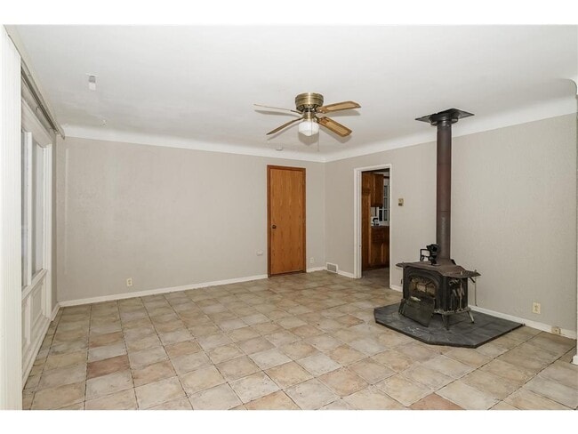 Building Photo - 1129 Skillman Ave W